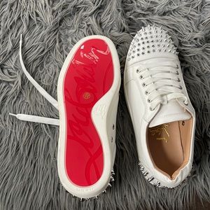 New and in perfect condition. Bought for my bf but shit happens